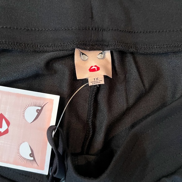 Badgley Mischka French Terry Jogger Pants Black Womens Sz 1X NWT - Picture 4 of 7